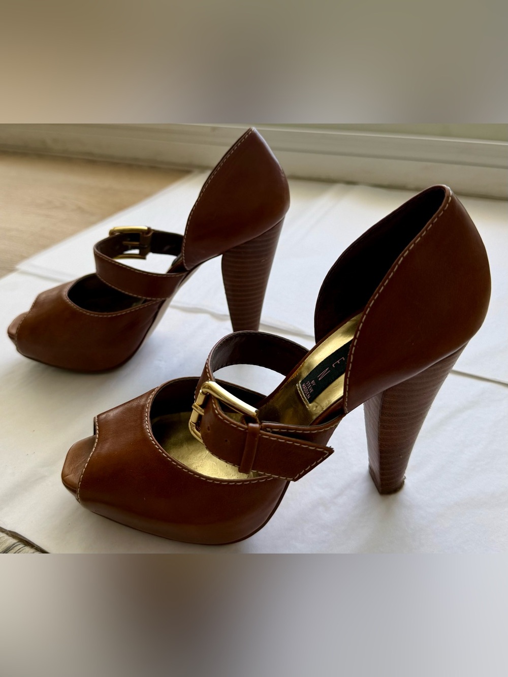Steven by Steve Madden •  Zubiley Camel Heels • Sz 7